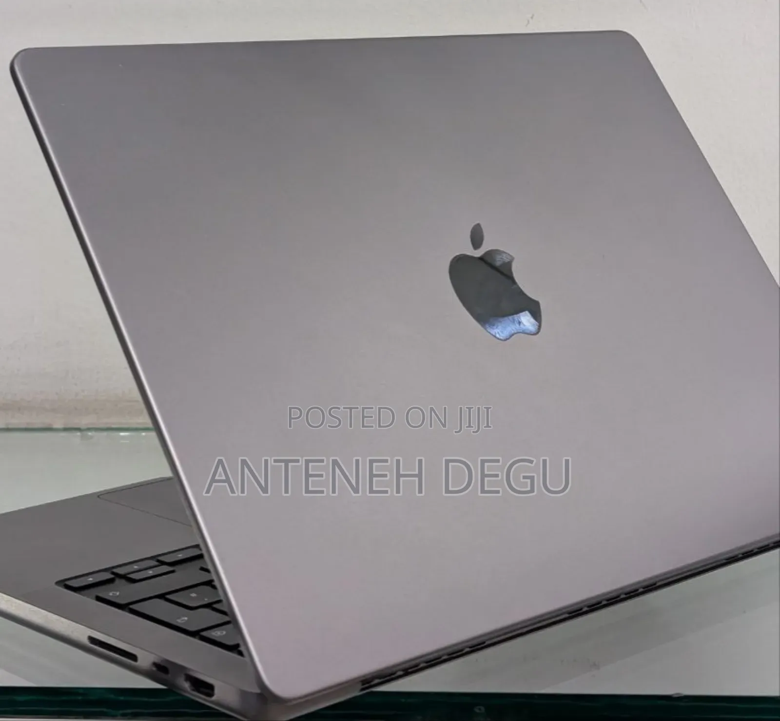 New Laptop Apple MacBook Pro 2021 M1 16GB Apple M1 SSD 512GB