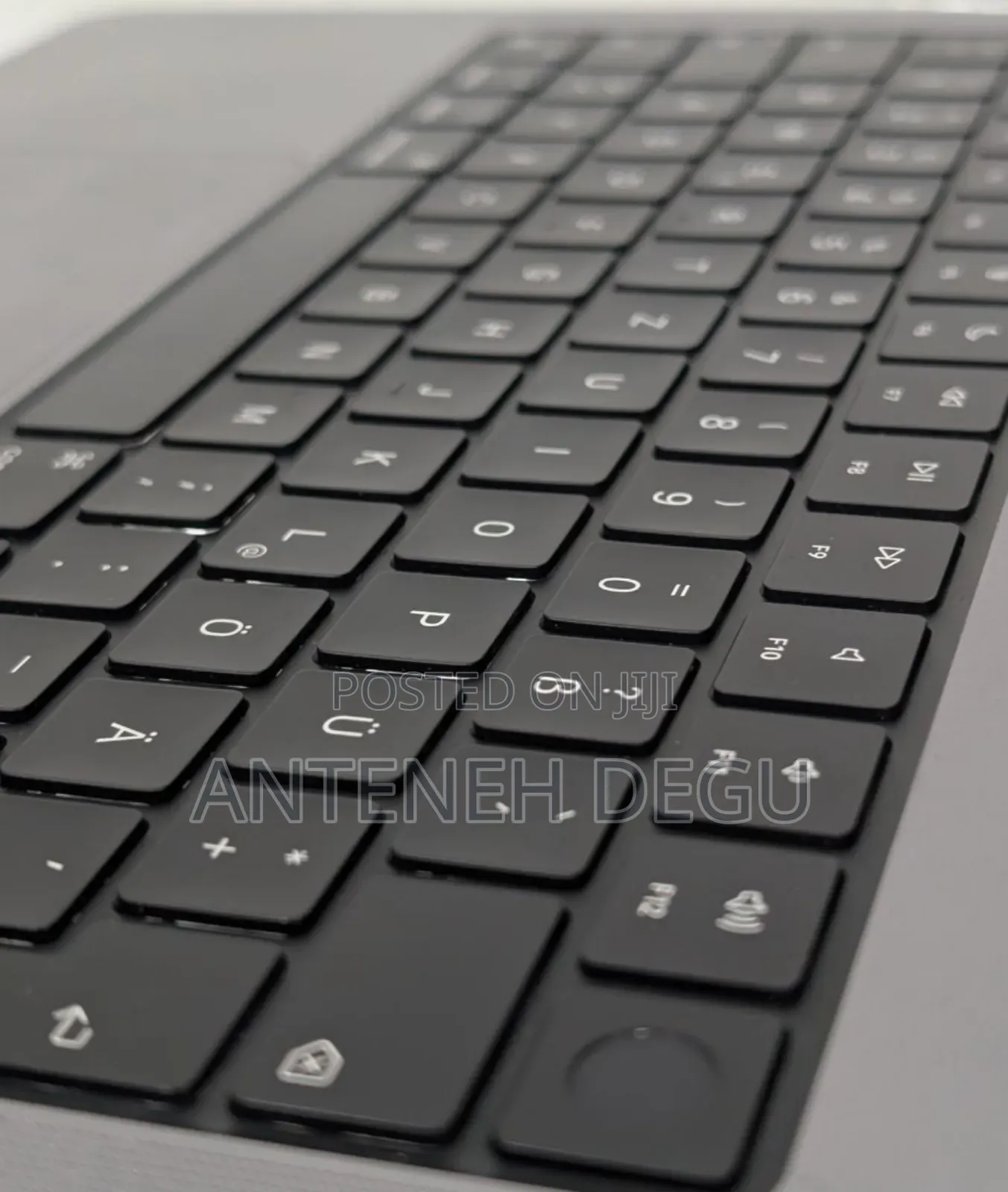 New Laptop Apple MacBook Pro 2021 M1 16GB Apple M1 SSD 512GB