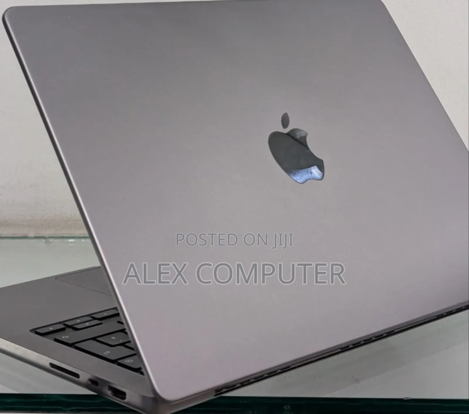 New Laptop Apple MacBook Pro 2021 M1 16GB Apple M1 SSD 512GB