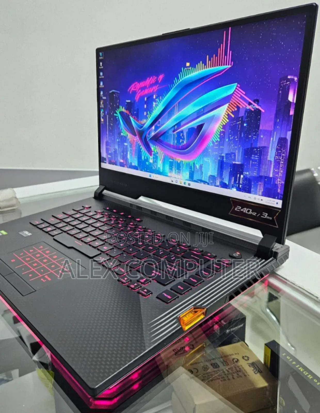 New Laptop Asus ROG Strix G15 16GB Intel Core I7 SSD 1T