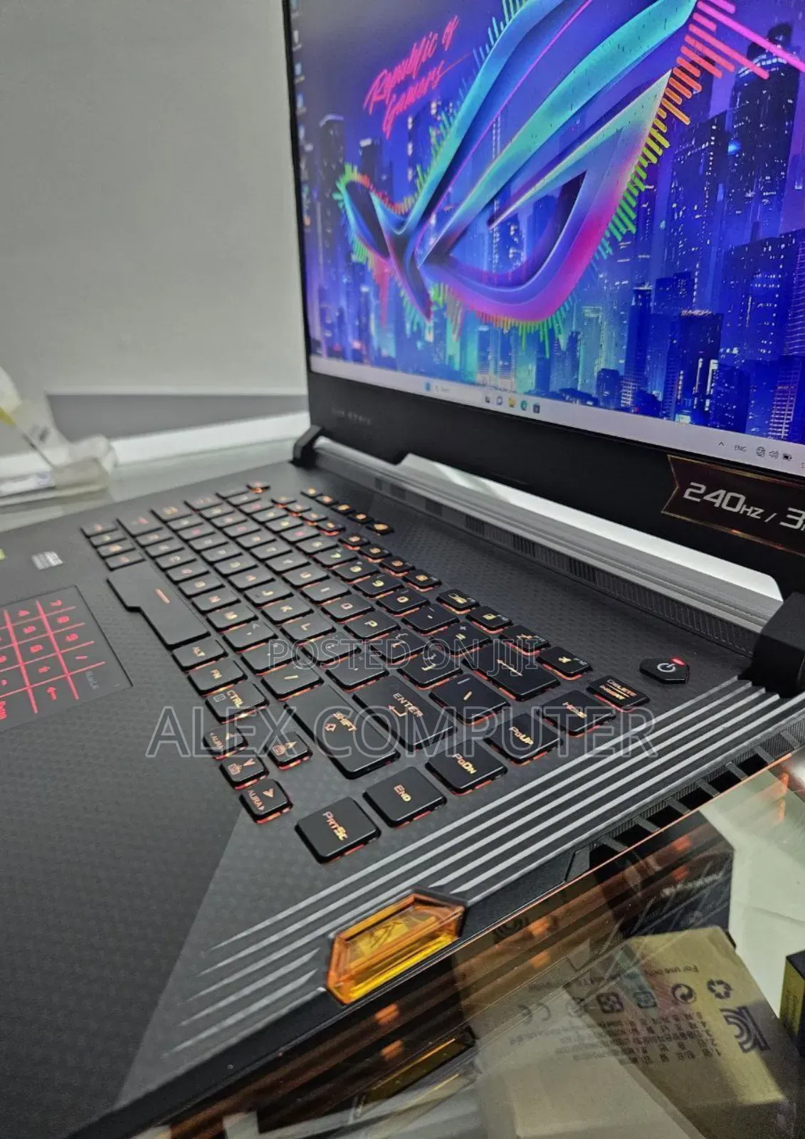 New Laptop Asus ROG Strix G15 16GB Intel Core I7 SSD 1T