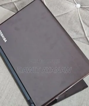 New Laptop Toshiba Satellite CL15 8GB Intel Core I7 HDD 1T