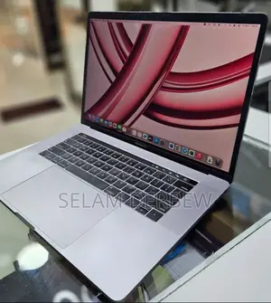New Laptop Apple MacBook Pro 2019 16GB Intel Core I9 SSD 512GB