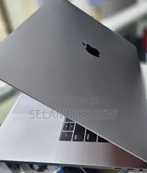 New Laptop Apple MacBook Pro 2019 16GB Intel Core I9 SSD 512GB