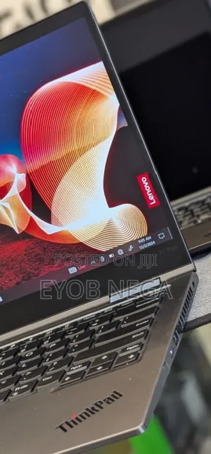 Photo - New Laptop Lenovo Thinkpad X1 Yoga 16GB Intel Core I7 SSD 512GB