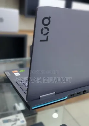 New Laptop Lenovo LOQ 15IRH8 16GB AMD Ryzen 7 SSD 512GB