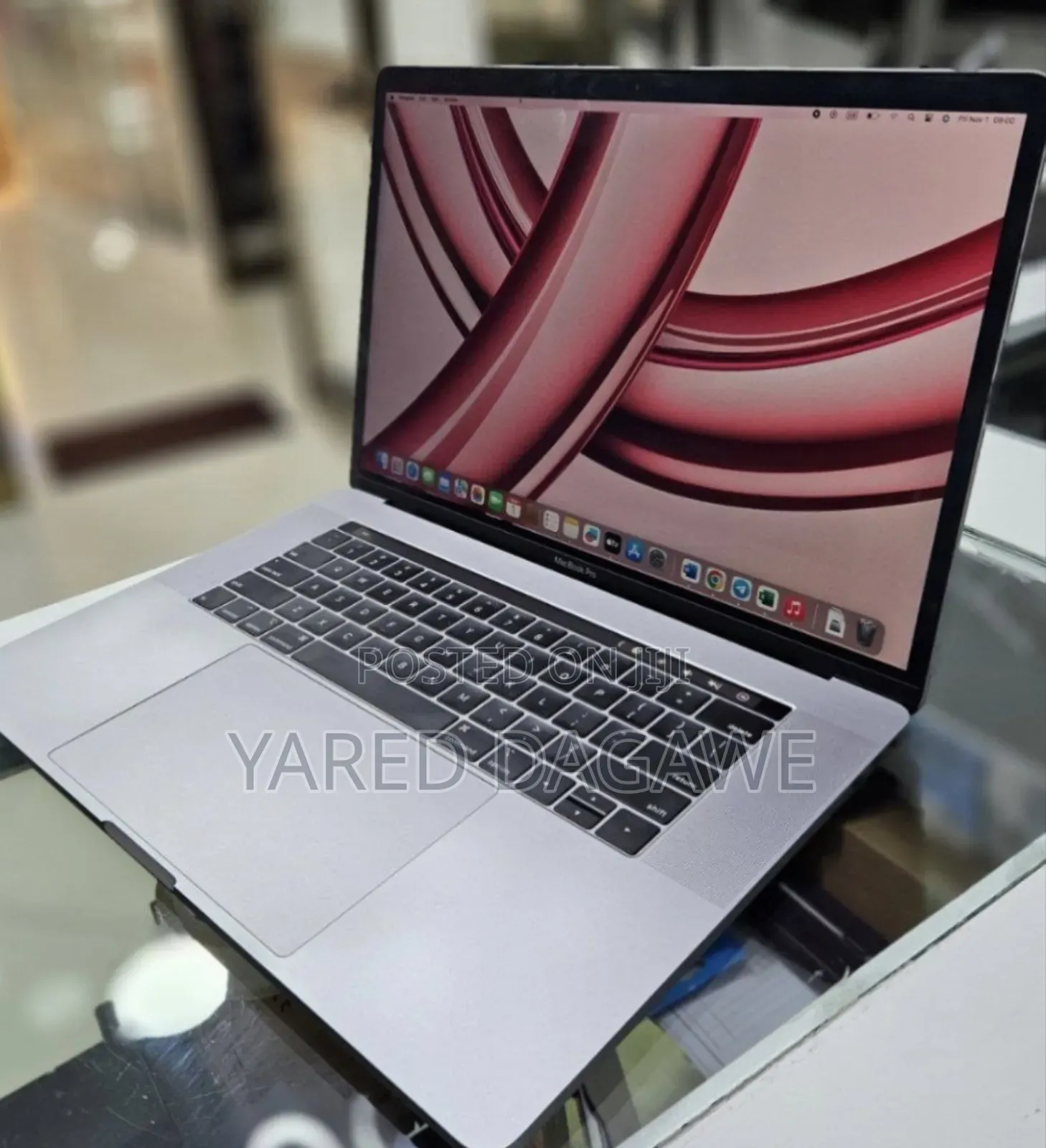New Laptop Apple MacBook Pro 2019 16GB Intel Core i9 SSD 1T