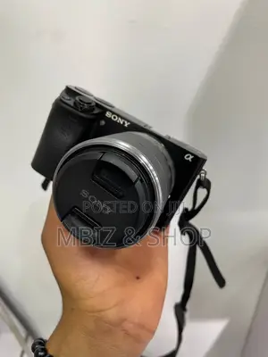 Photo - Sony Alpha 6000