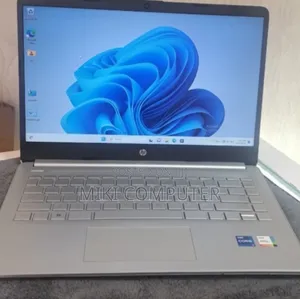 New Laptop HP Stream Notebook 8GB Intel Core I7 SSD 1T