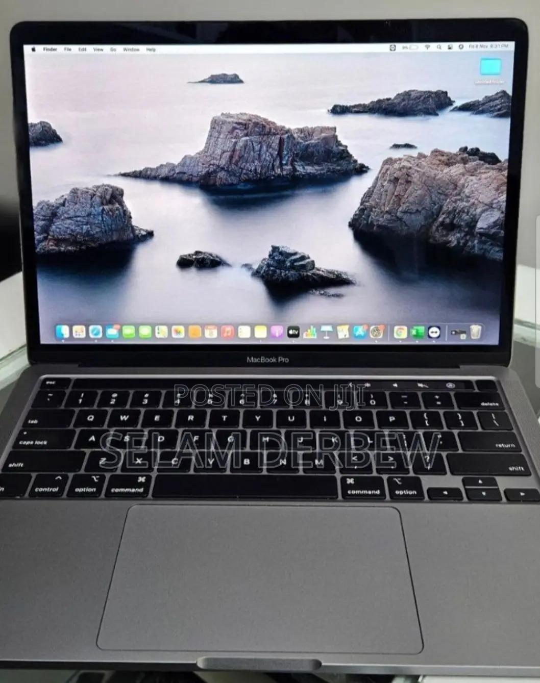 New Laptop Apple MacBook Pro 2019 8GB Intel Core I5 SSD 256GB