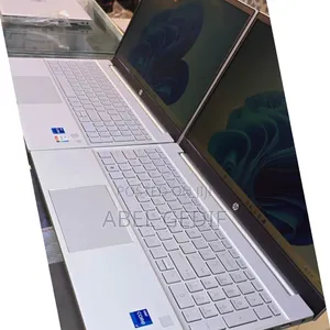 New Laptop HP Pavilion 15 12GB Intel Core I7 SSD 512GB