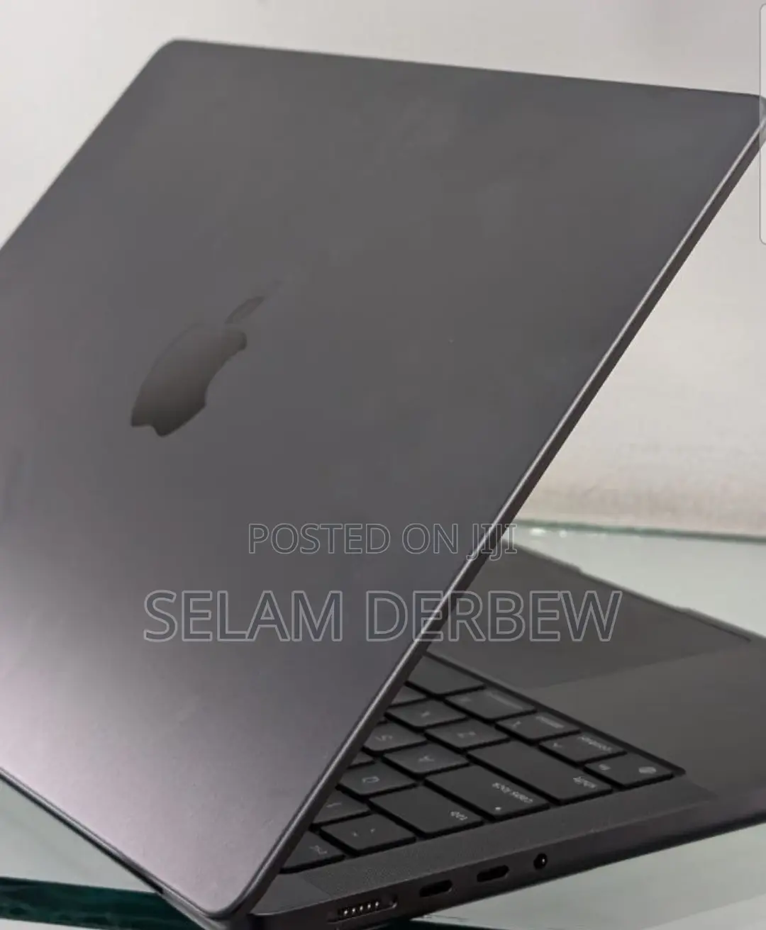 New Apple MacBook Pro 2023 M3 Pro 16-Inch 18GB Apple M3 SSD 512GB