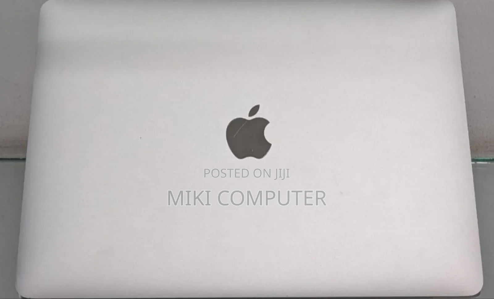 New Laptop Apple MacBook Pro 2017 8GB Intel Core I5 SSD 256GB