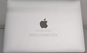 Photo - New Laptop Apple MacBook Pro 2017 8GB Intel Core I5 SSD 256GB