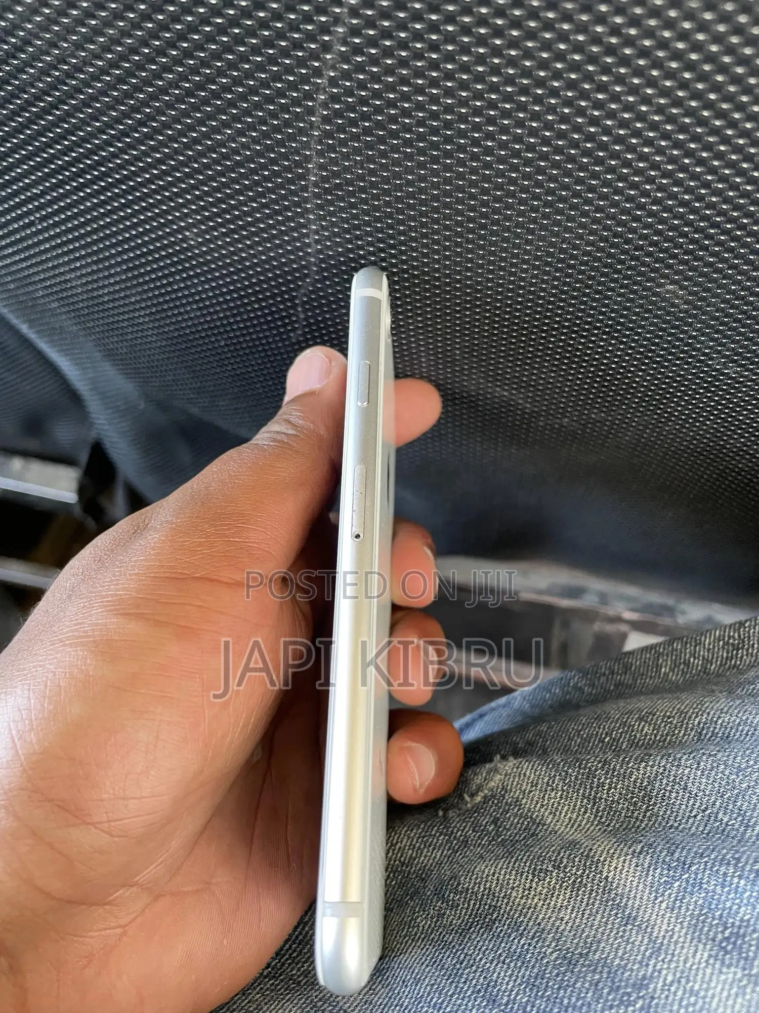 Apple iPhone 8 64 GB White