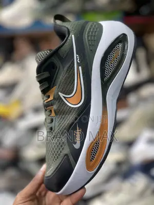 Photo - Nike Green Master Quality