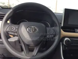 Toyota RAV4 2022 Silver