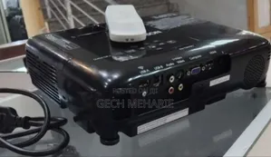 Photo - Ebrand New Epson Projector E