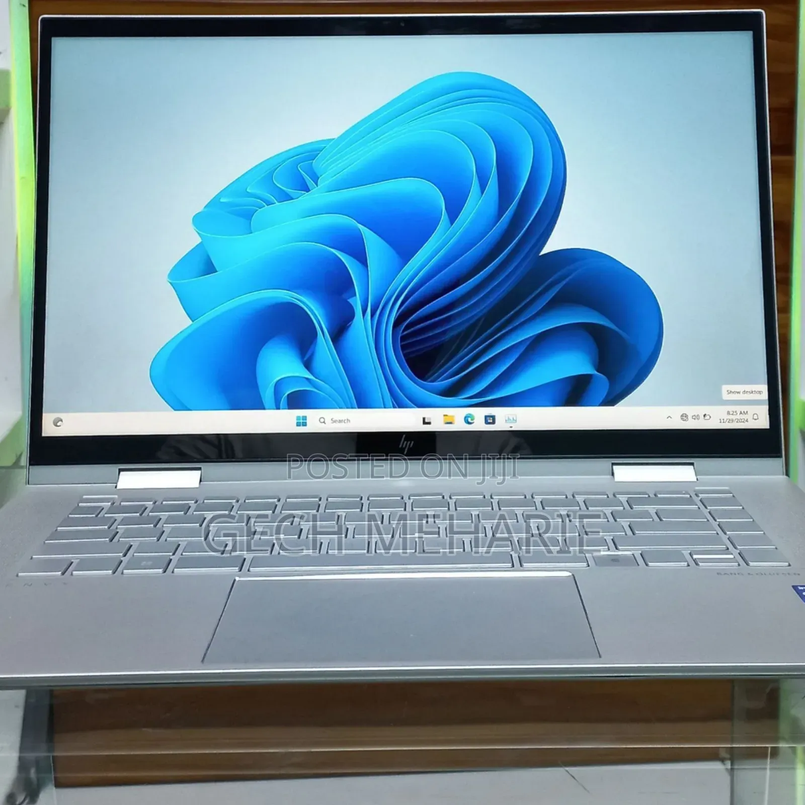 New Laptop HP Envy X360 8GB Intel Core I7 SSD 1T