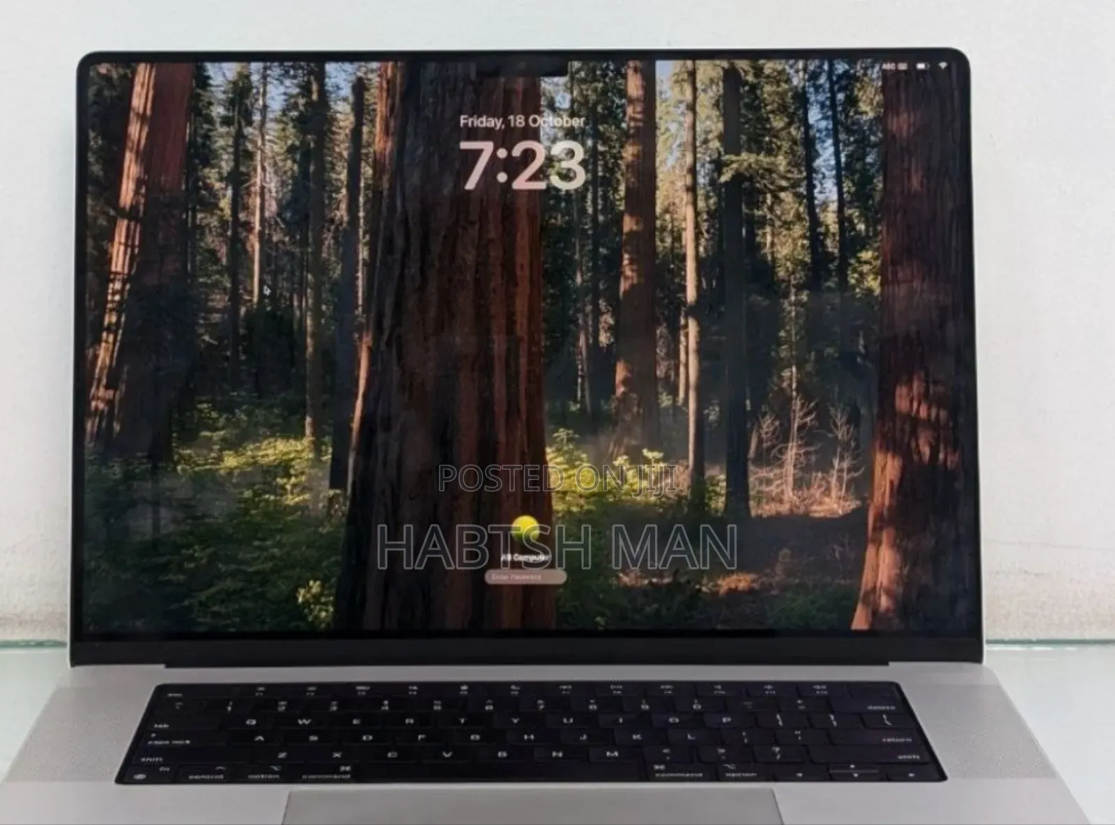 New Laptop Apple MacBook Pro 2020 M1 16GB Intel Core M SSD 512GB