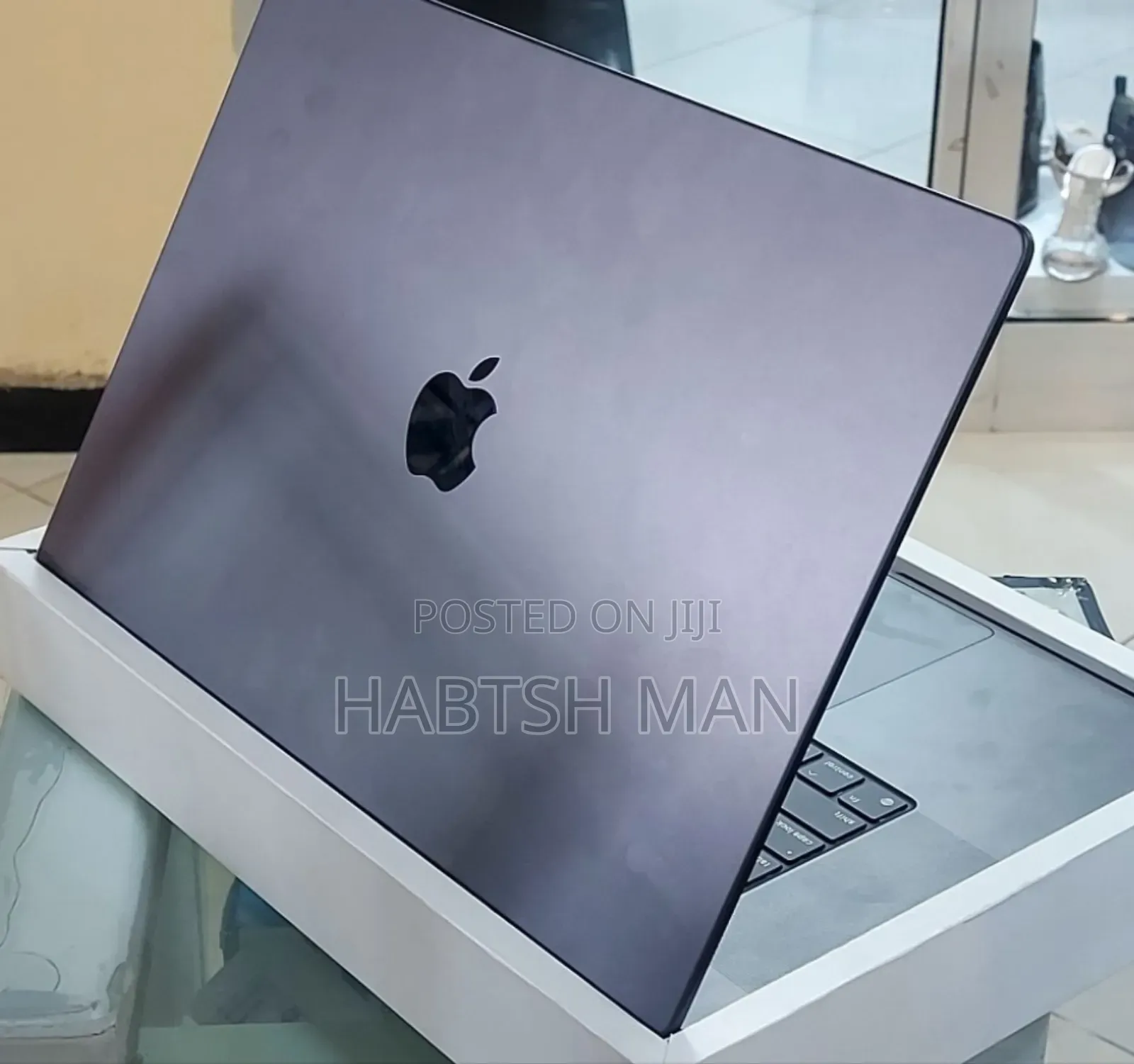 New Laptop Apple MacBook Air 2020 16GB Intel Core I7 SSD 512GB