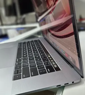 New Laptop Apple MacBook Pro 2019 16GB Intel Core I9 SSD 1T