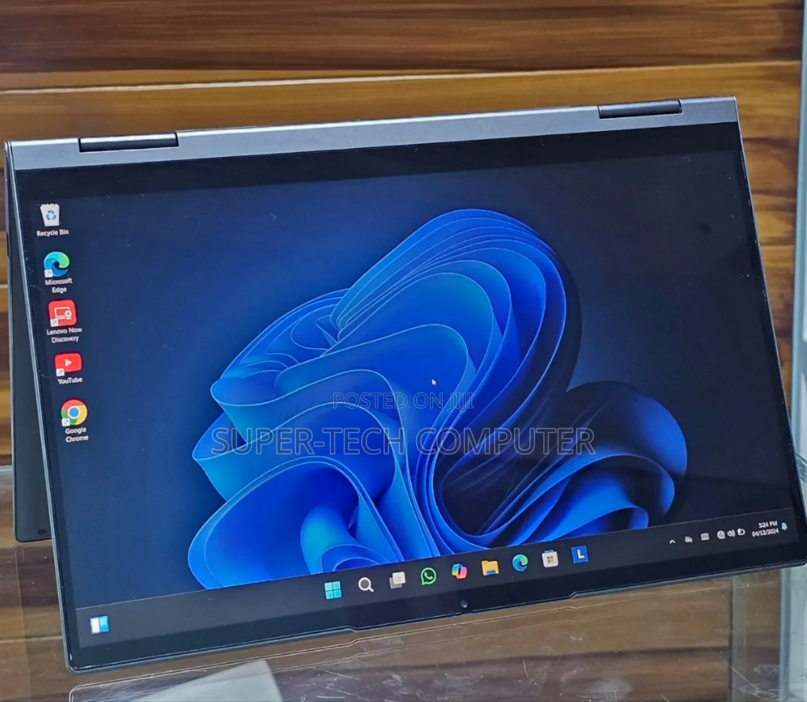 New Laptop Lenovo Yoga 700 12GB Intel Core I7 SSD 512GB