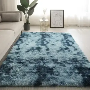 ለስላሳ እና ምቹ የፈር ምንጣፍ