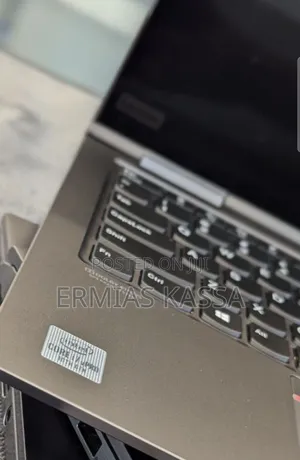 New Laptop Lenovo Thinkpad X1 Yoga 16GB Intel Core I7 SSD 512GB