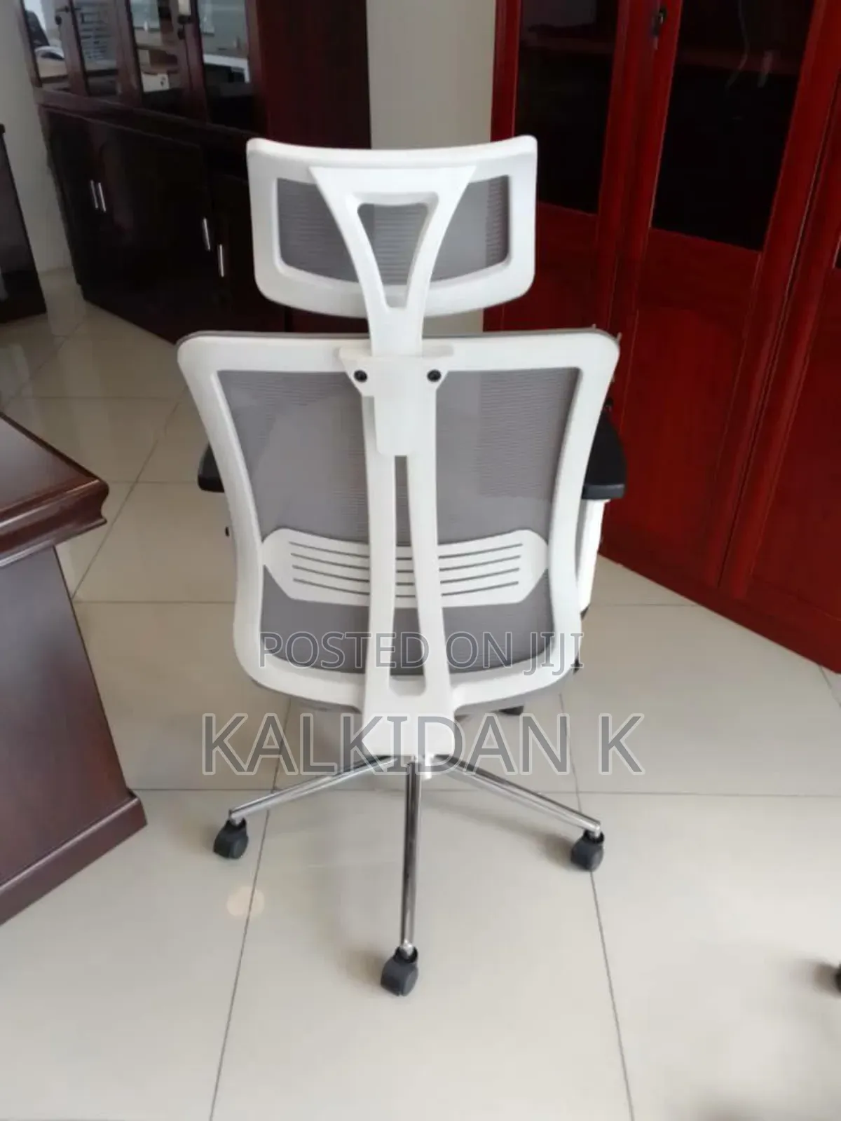 Modern Mesh Chair