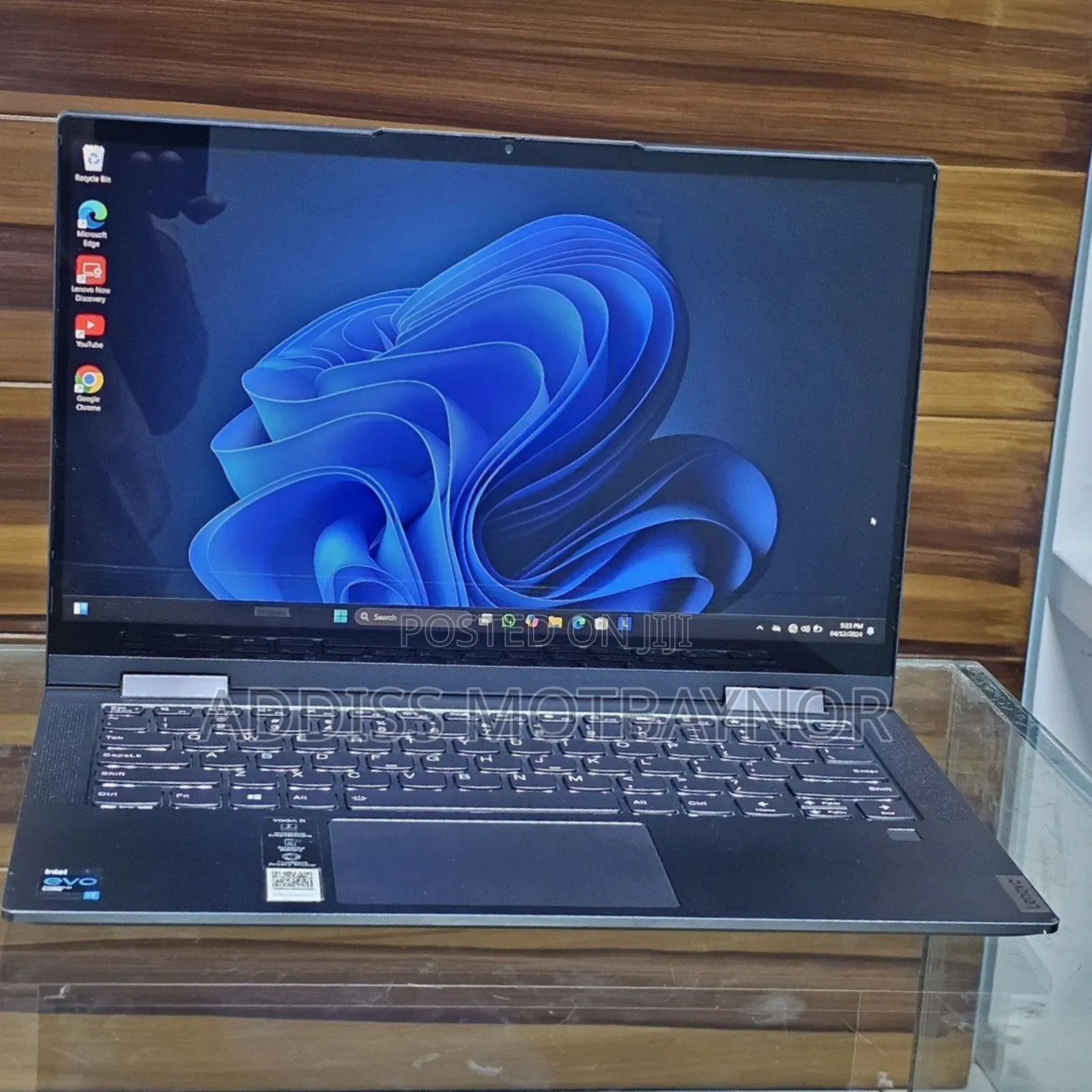 New Laptop Lenovo ThinkPad Yoga 12GB Intel Core I7 SSD 512GB