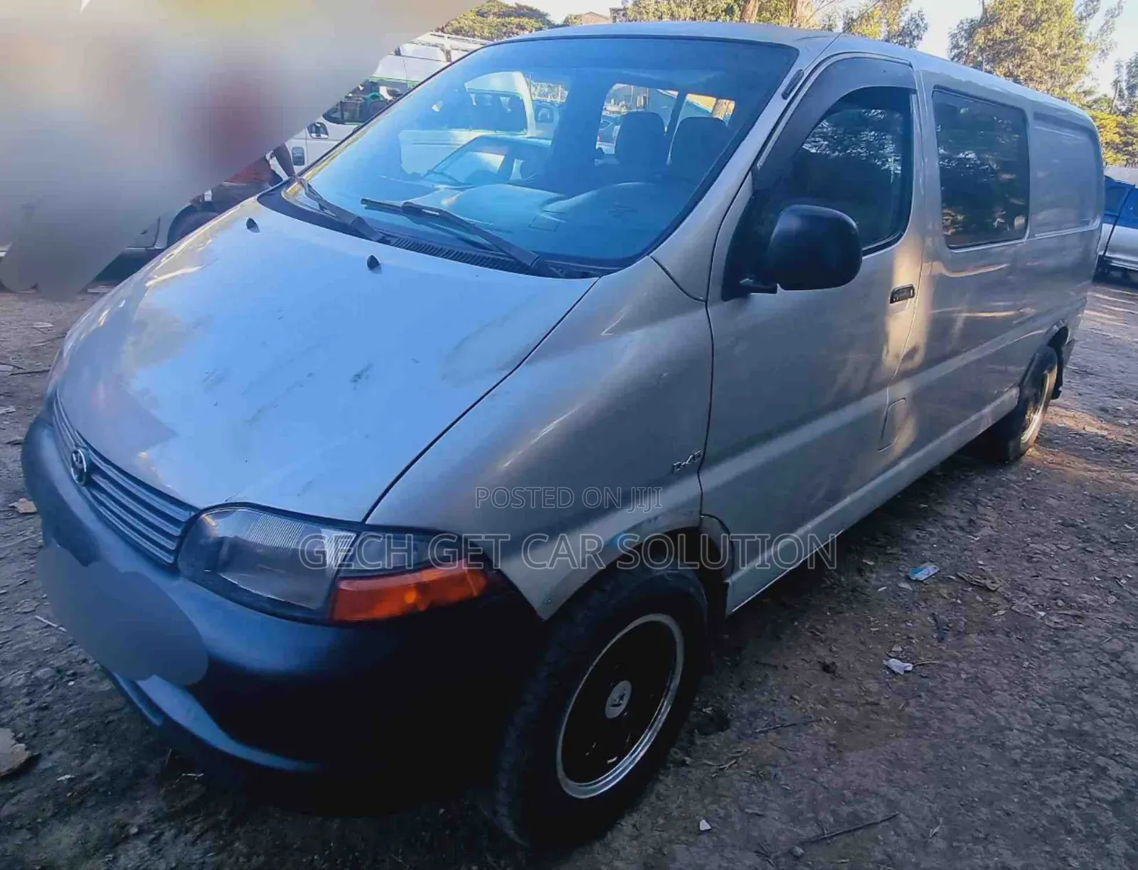 Toyota HiAce 2005 Silver