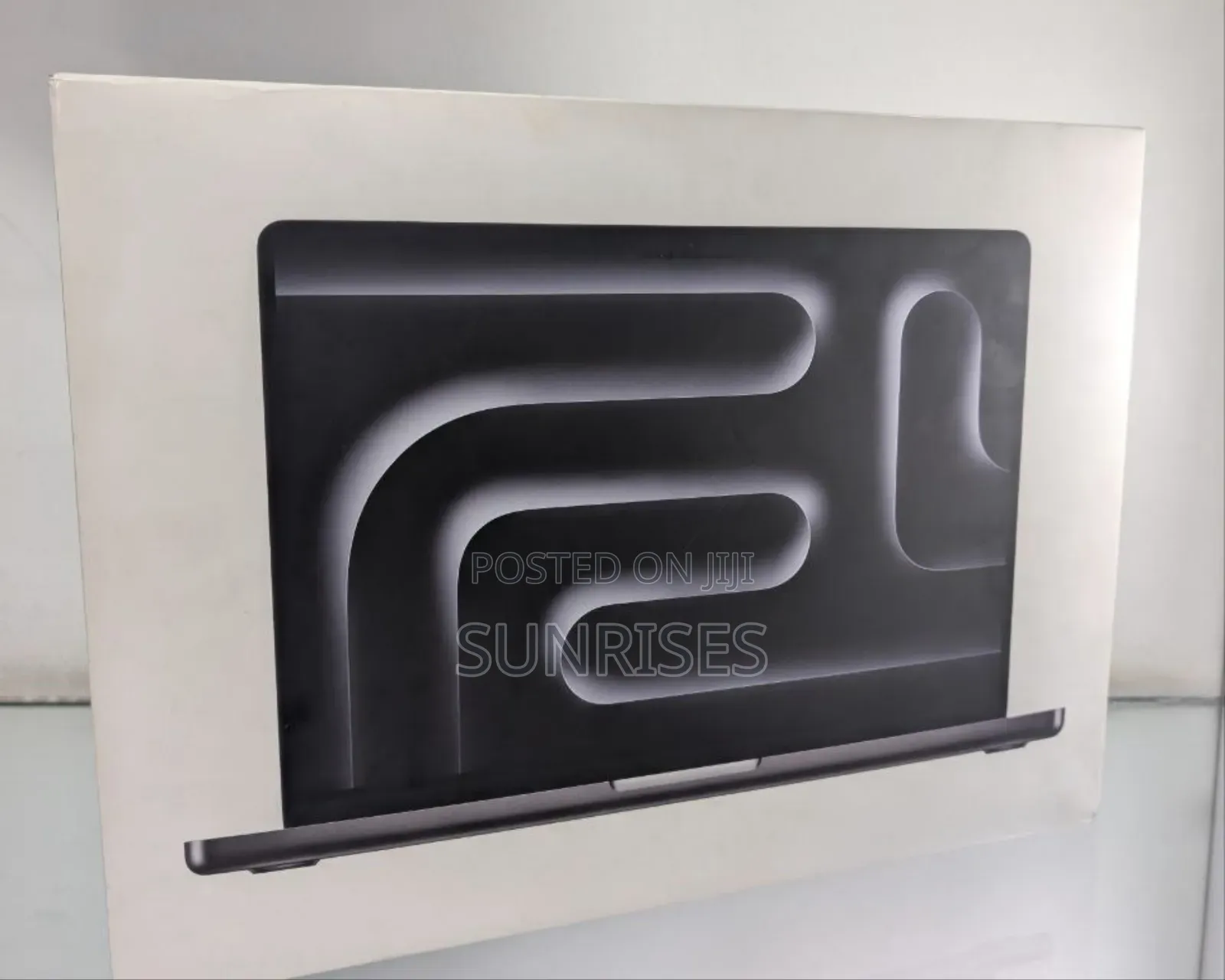 New Laptop Apple MacBook Pro 2024 M4 14-Inch 24GB Apple M3 Max SSD 1T