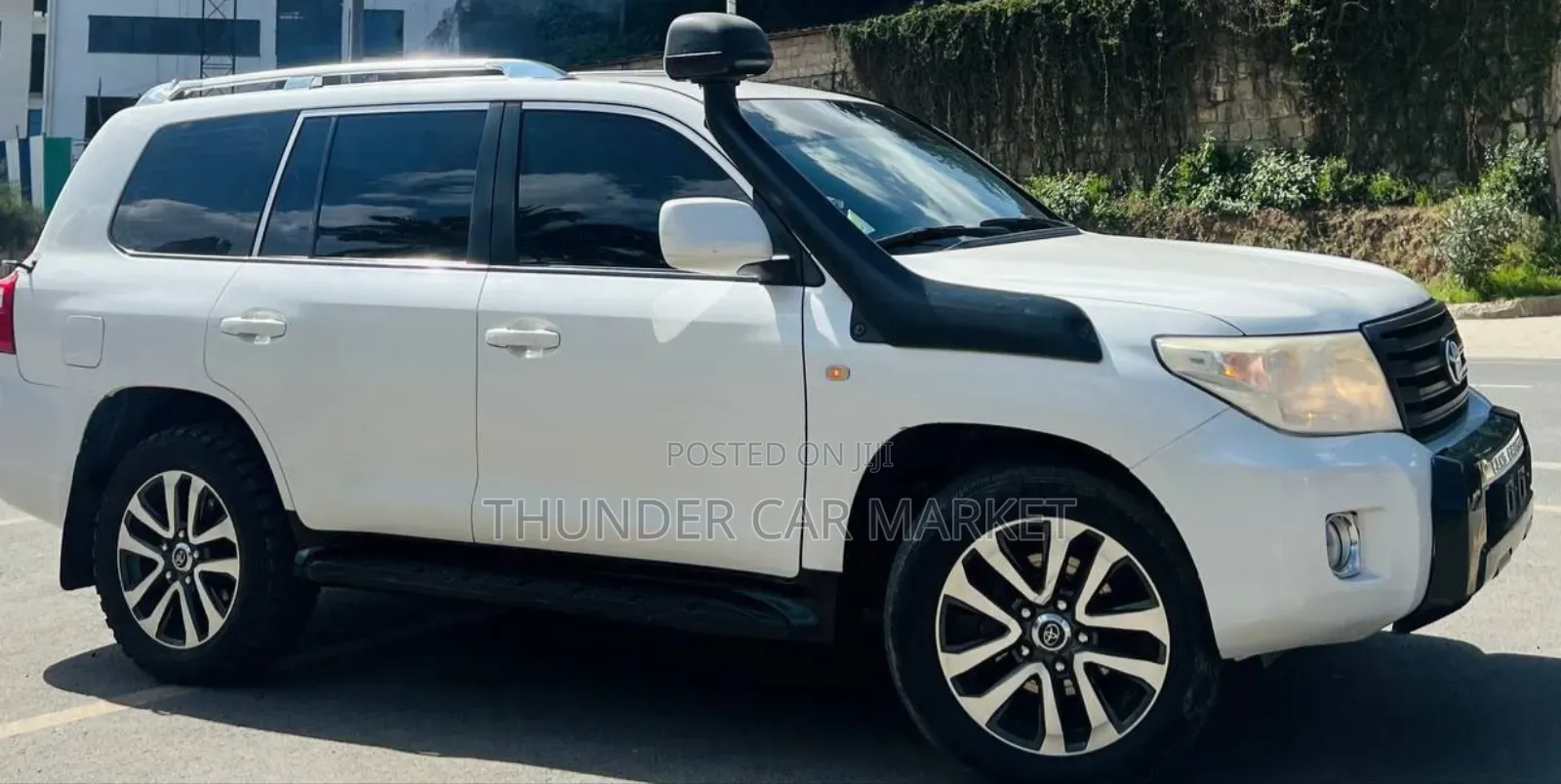 Toyota Land Cruiser 2012 White