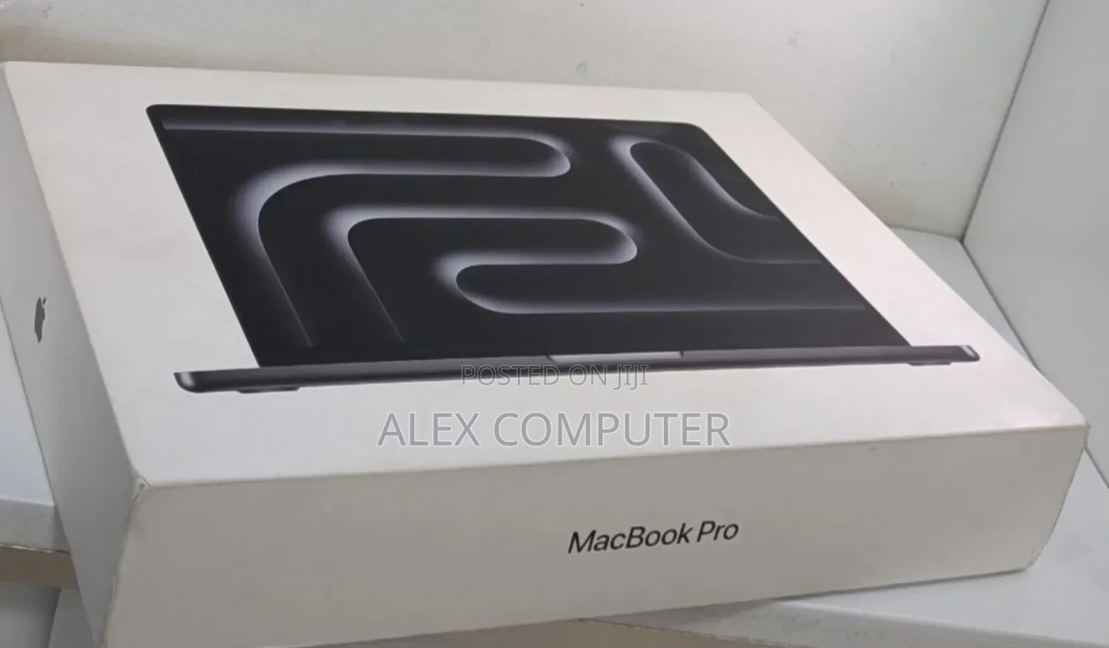 New Laptop Apple MacBook Pro 2024 M4 Pro 14-Inch 24GB SSD 1T