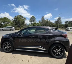 Toyota C-HR 2020 Gray