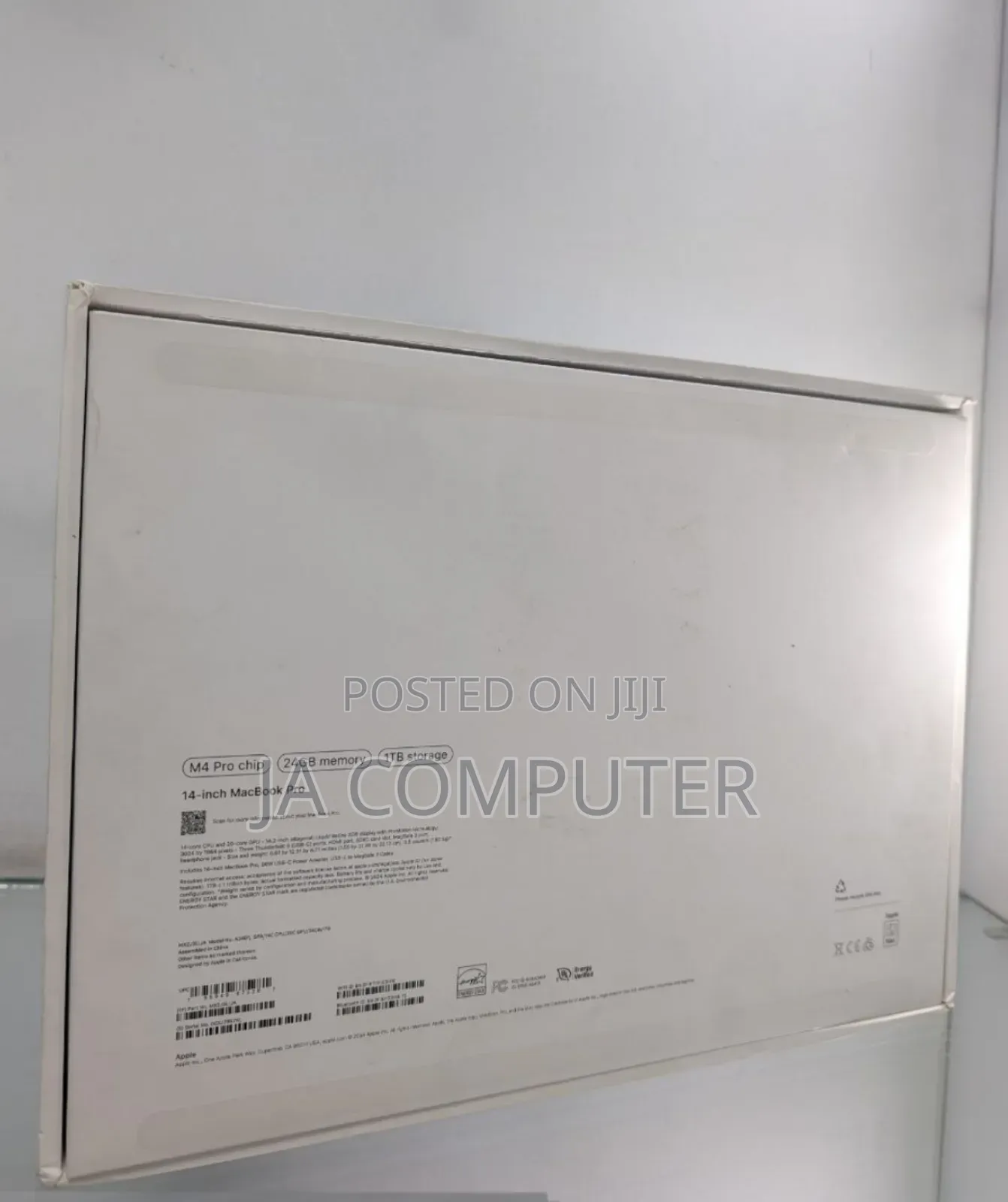 New Laptop Apple MacBook Pro 2024 M4 14-Inch 24GB Apple M3 Max SSD 1T