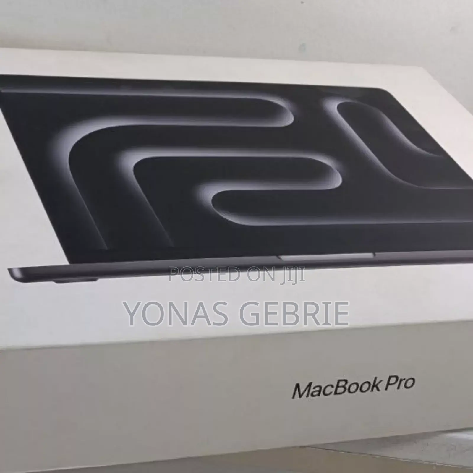 New Laptop Apple MacBook Pro 2024 M4 14-Inch 24GB SSD 1T