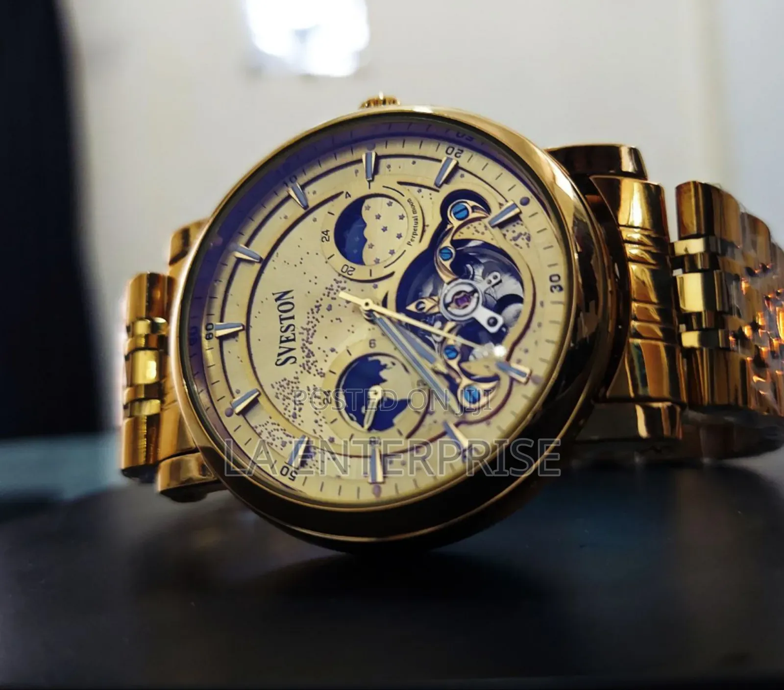 Sveston Automatic Watch