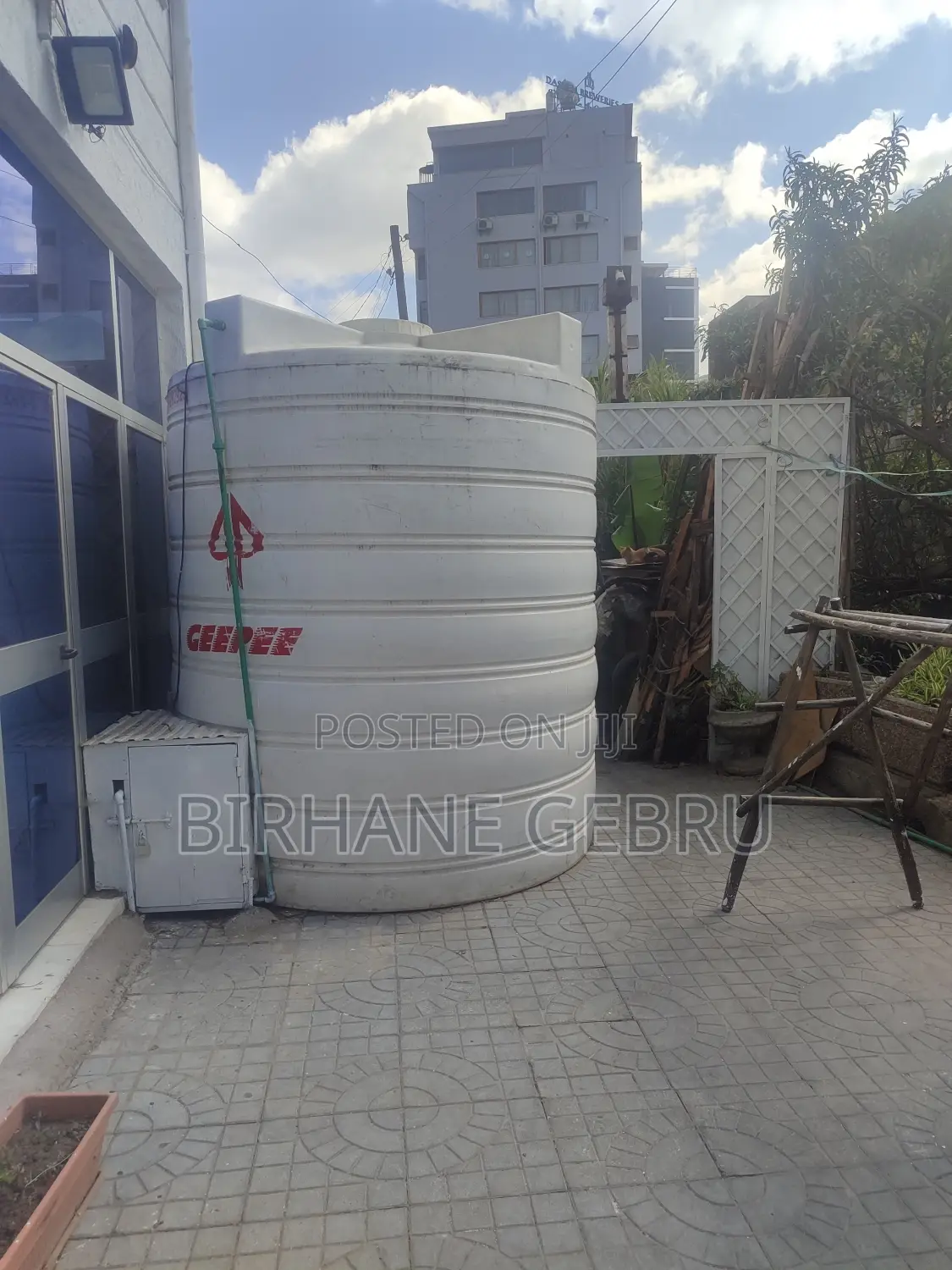 G+4 House Rent for Business or Living