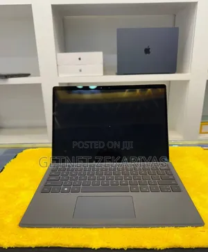 New Laptop Dell 8GB Intel Core I5 SSD 256GB