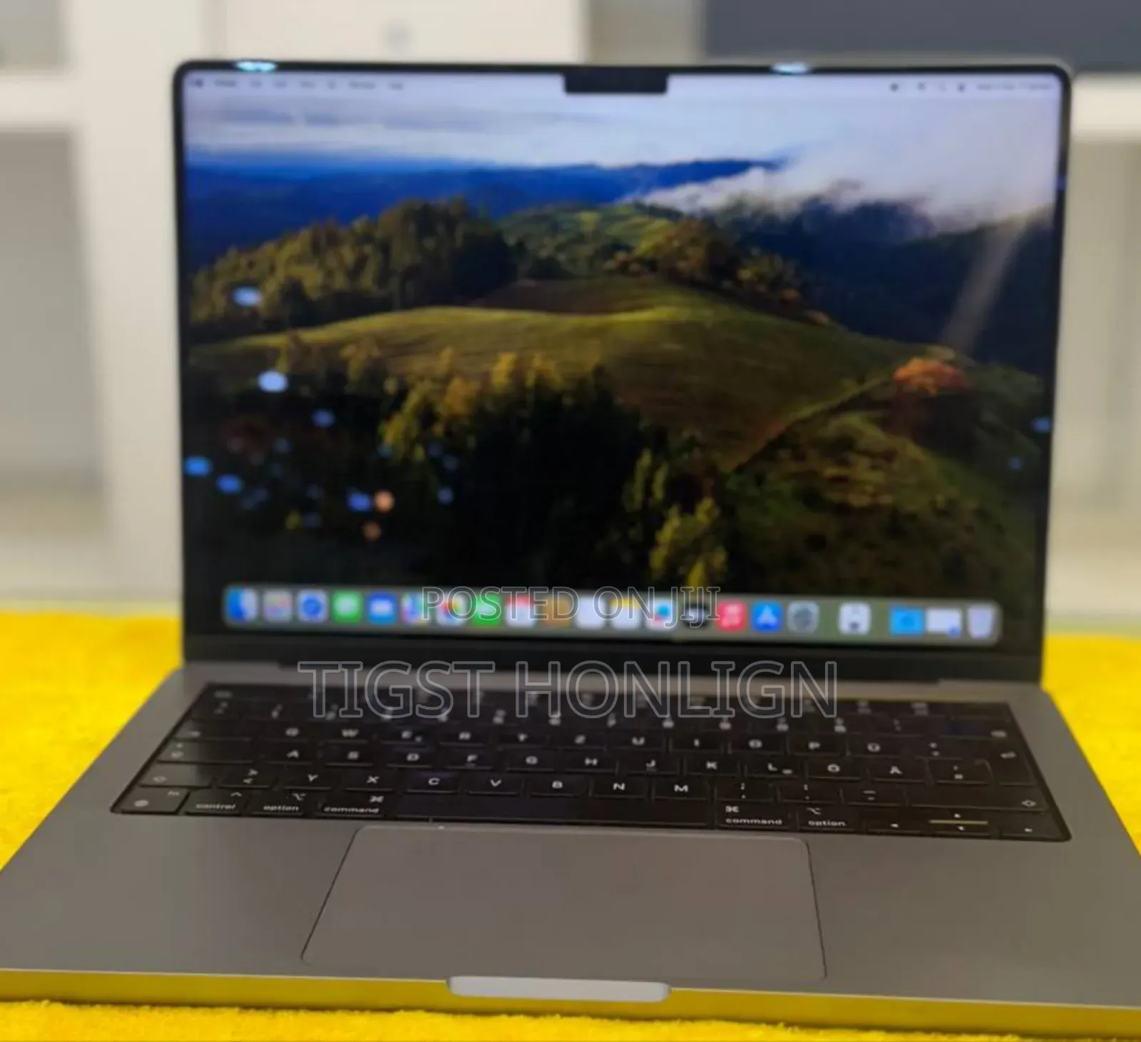 New Laptop Apple MacBook Pro M1 16GB Apple M1 SSD 512GB