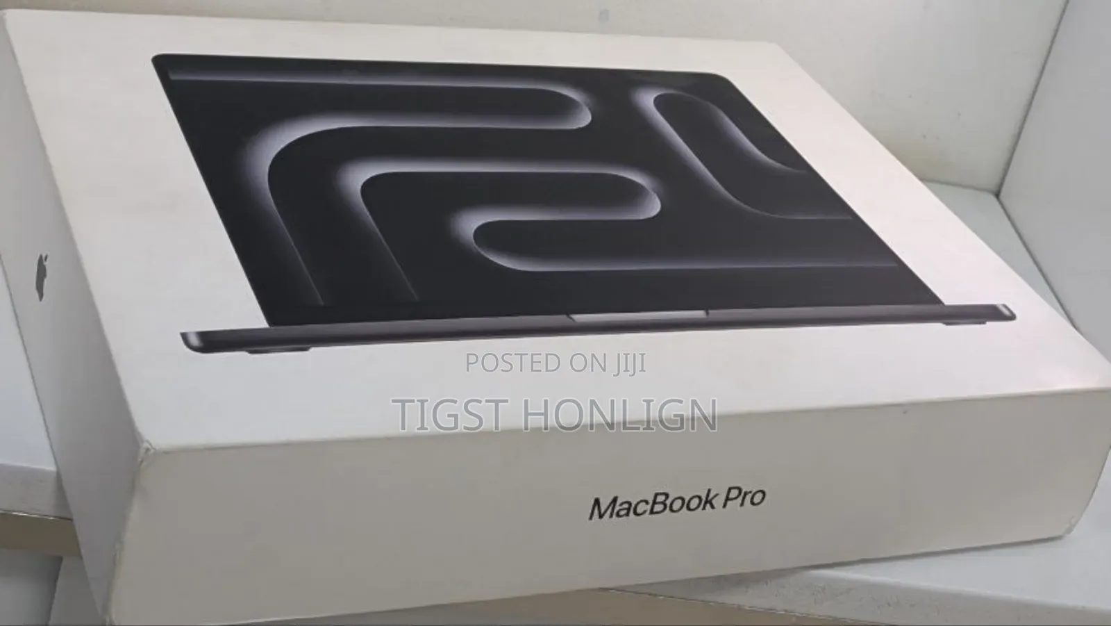 New Laptop Apple MacBook Pro 24GB SSD 1T