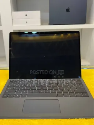 New Laptop Dell XPS 13 8GB Intel Core I5 SSD 256GB