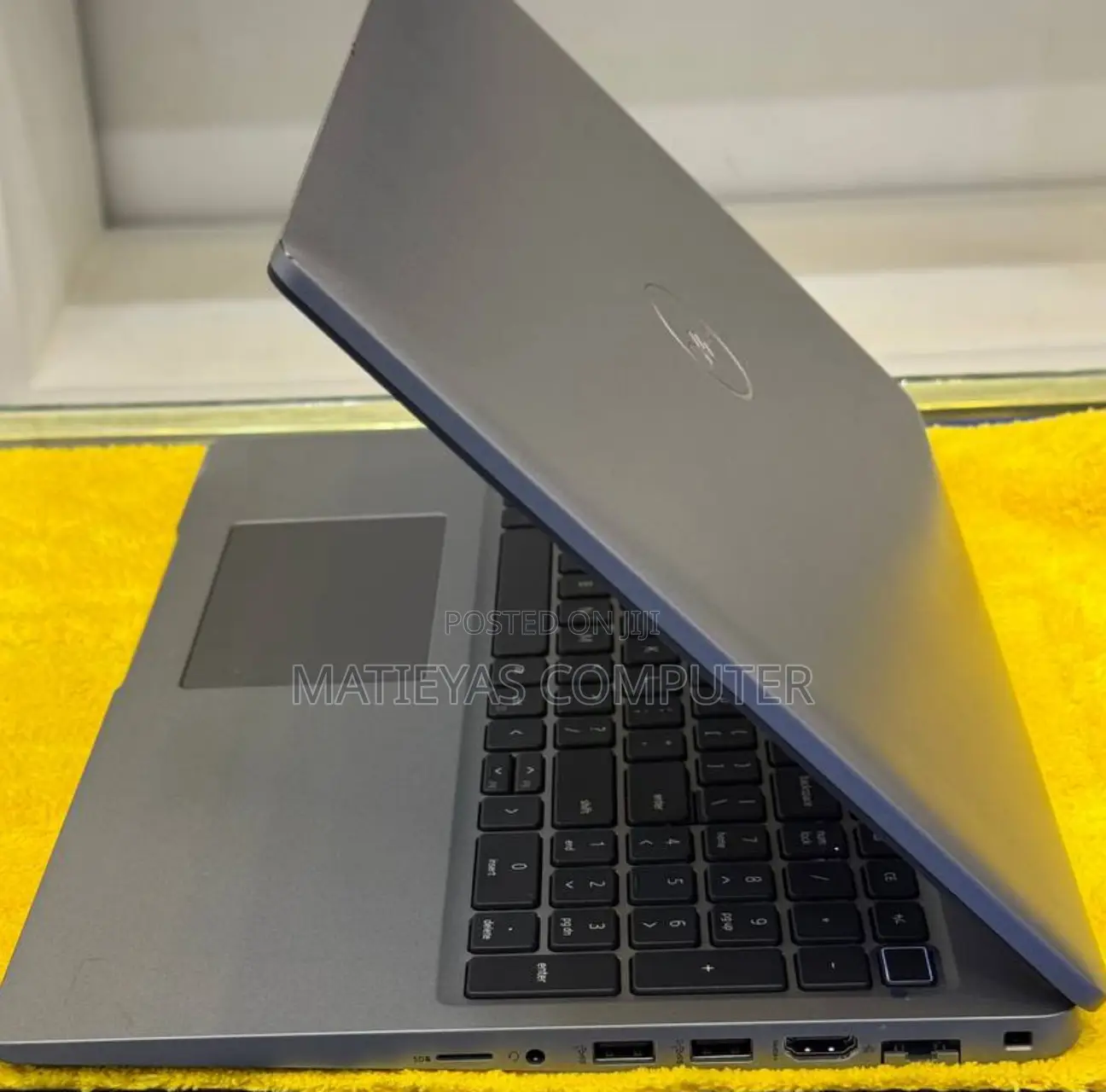 New Laptop Dell Precision 15 3520 16GB Intel Core I7 SSD 1T