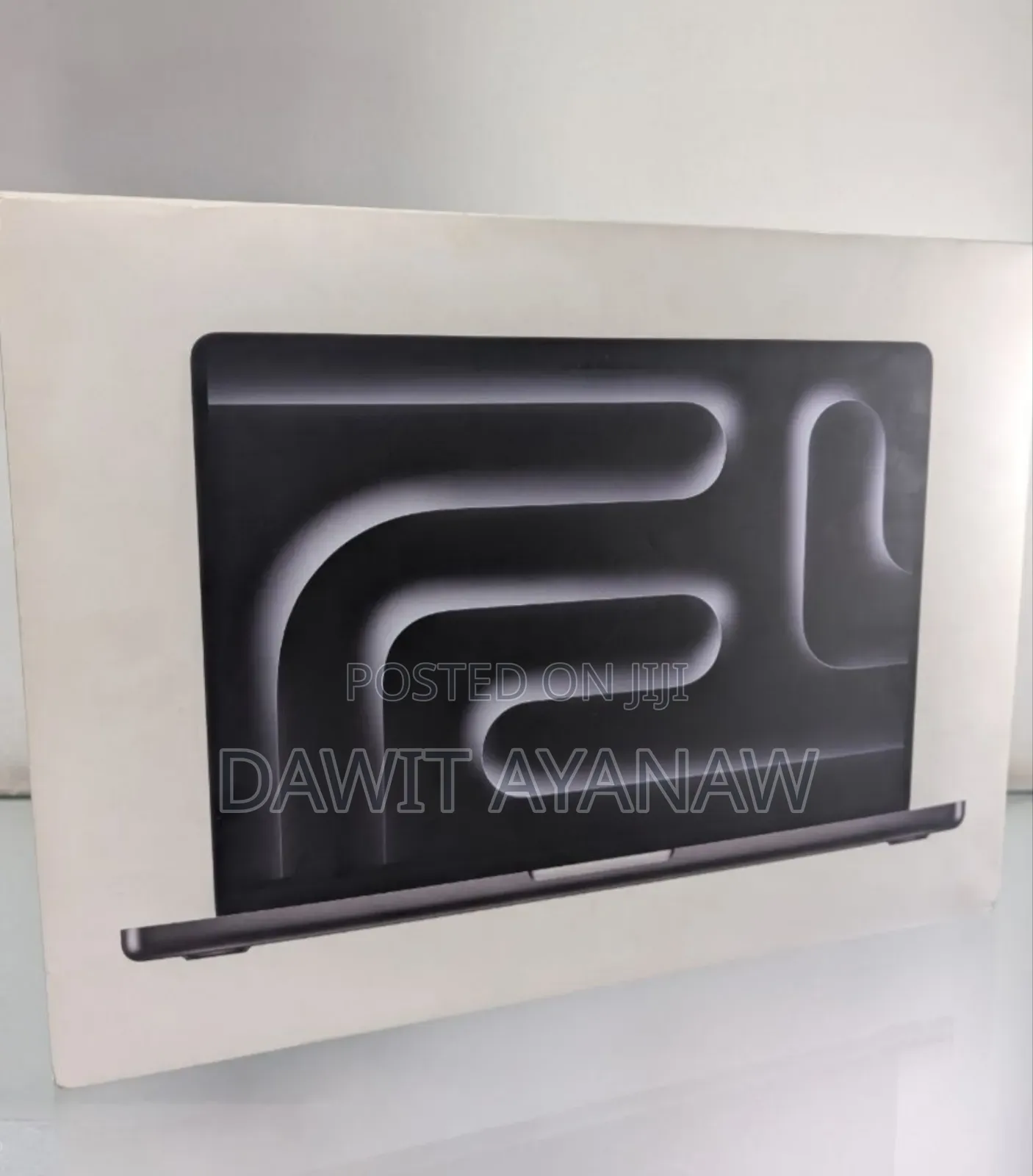 New Laptop Apple MacBook Pro 2024 M4 14-Inch 24GB Apple M3 SSD 1T