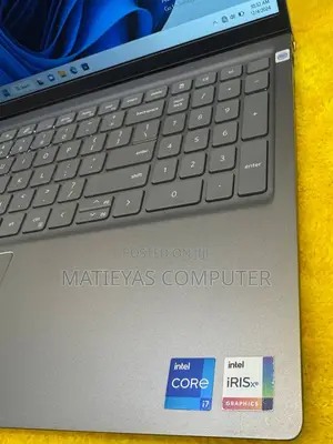 Laptop Dell Precision 15 3520 8GB Intel Core I7 SSD 512GB