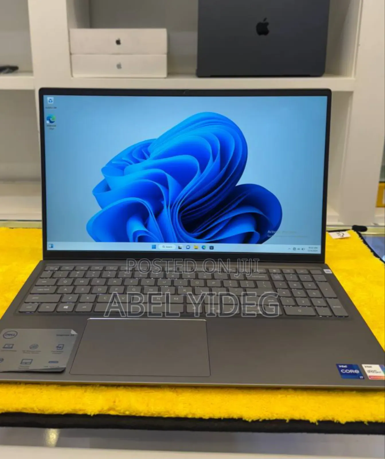 New Laptop Dell Precision 15 7520 8GB Intel Core I7 SSD 512GB