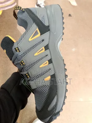 Solawand High Quality Shoes for You