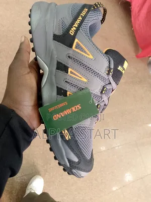 Solawand High Quality Shoes for You